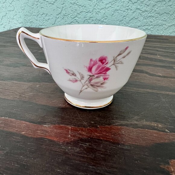 Roya Victoria Rose Bud Fine Bone China Cup, Saucer Set Gold Trim 1801 England - Picture 2 of 7